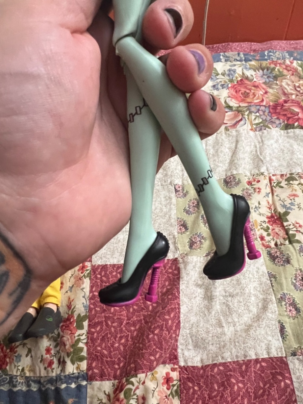 Frankie and Jackson Monster High Dolls - Picture 14 of 16